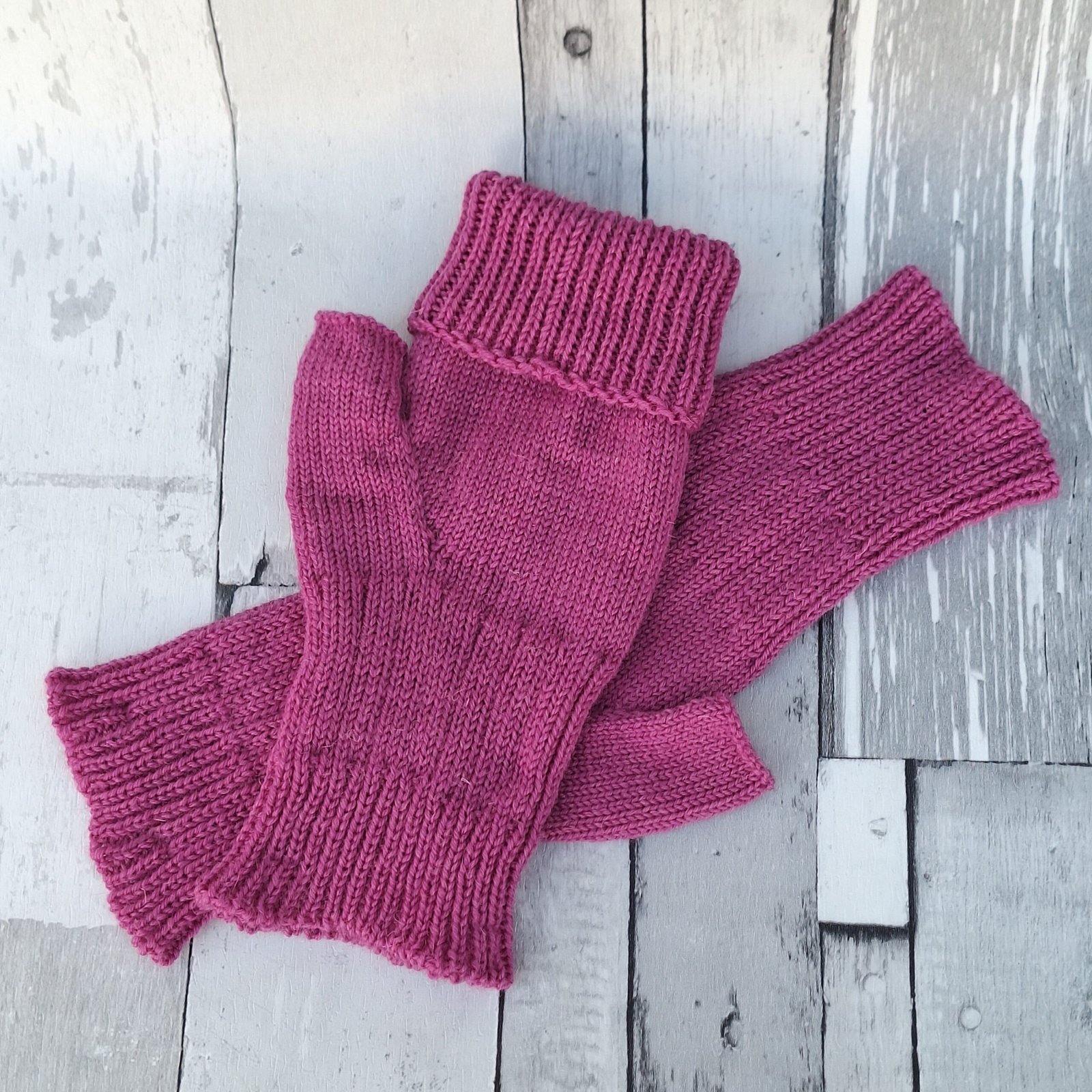 Wristwarmers - Blackcurrant Bomb - Image 4