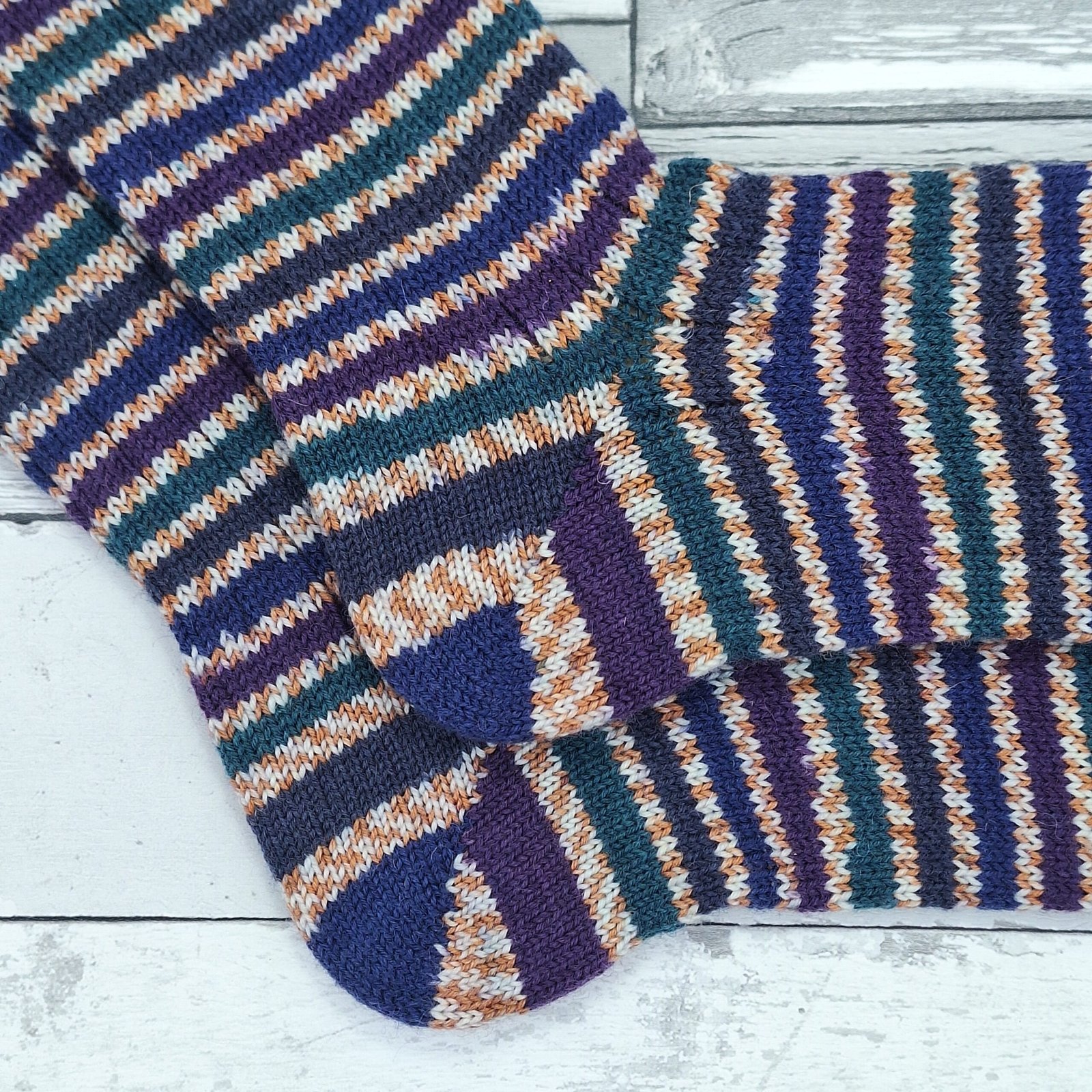 HANDMADE KNITTED SOCKS - Size 10-11 - Starling - Deluxe Range - Image 2