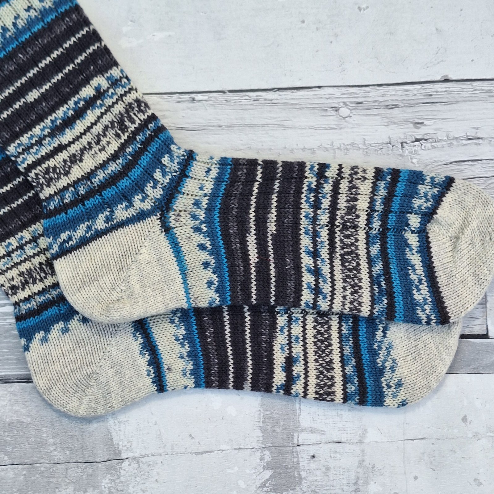 HANDMADE KNITTED SOCKS - Size 7-8 - Alpine - Image 2