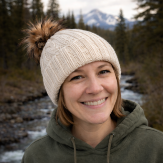 100% British Wool - Fleece Jacob Ecru Hand-knitted Cabled Hat