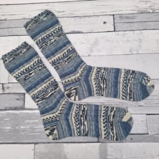 HANDMADE KNITTED SOCKS - Size 8-9 - Winter Tides