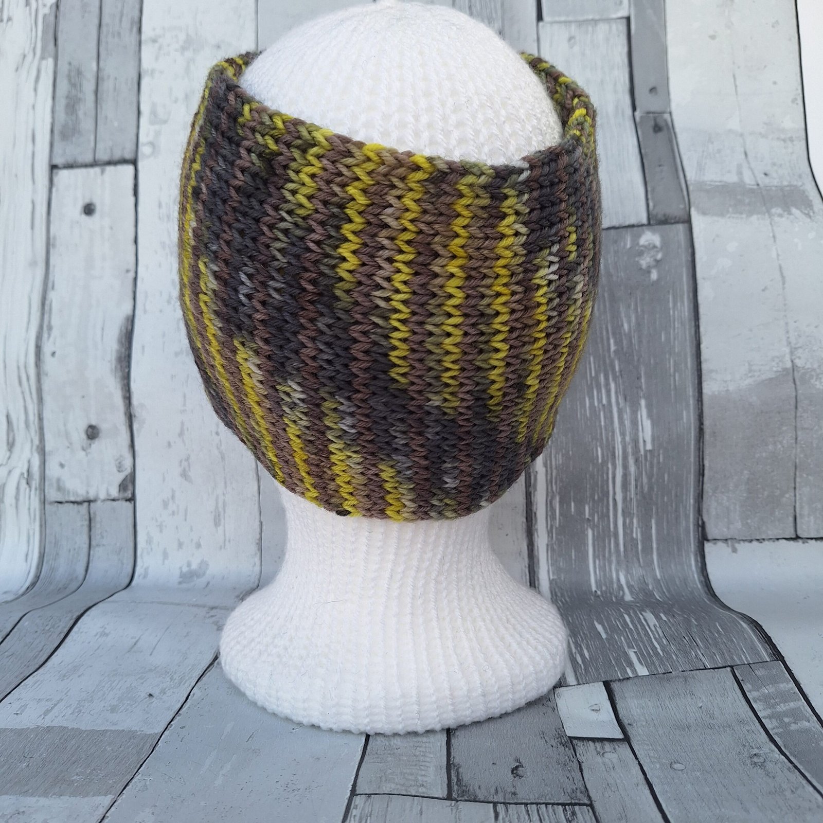 Handmade Hand-Dyed Wool Headwarmer & Neckwarmer | Woodland Moss - Image 3